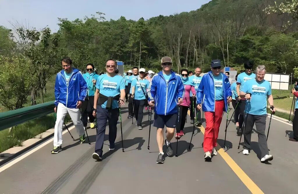 心血管專家胡大一堅(jiān)持了26年的好習(xí)慣，把脂肪肝、“三高”都走沒了